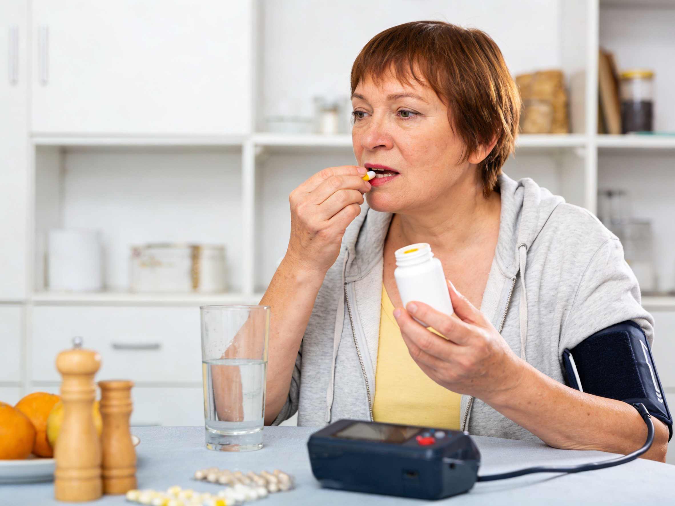 Target organ crisis: a vicious cycle of stroke risk and kidney dysfunction caused by hypertension.